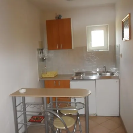 Marina Apartment Sukošan