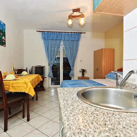 Marina Apartment Sukošan